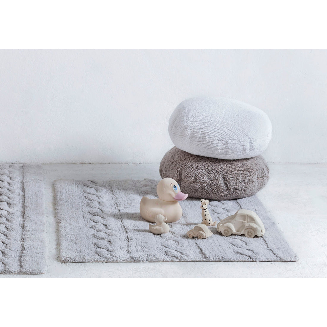 oli-&-carol-extra-large-spotty-ducks-teether- (20)