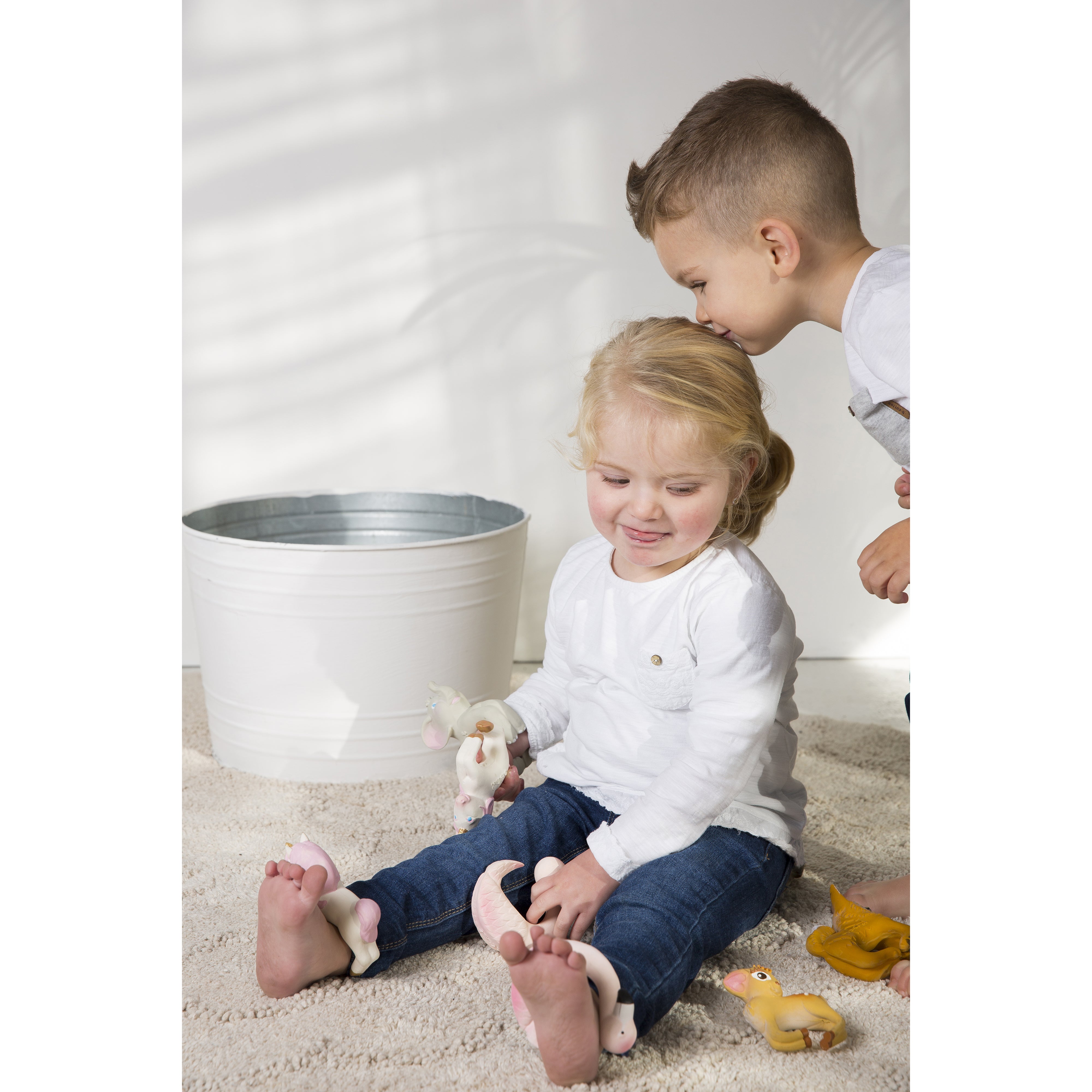 oli-&-carol-nelly-the-elephant- (14)