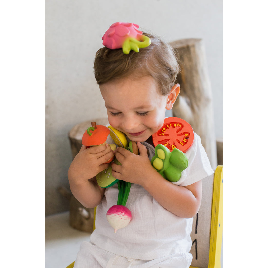 oli-&-carol-pepa-the-apple-teether-olic-l-bitten-apple-unit- (32)