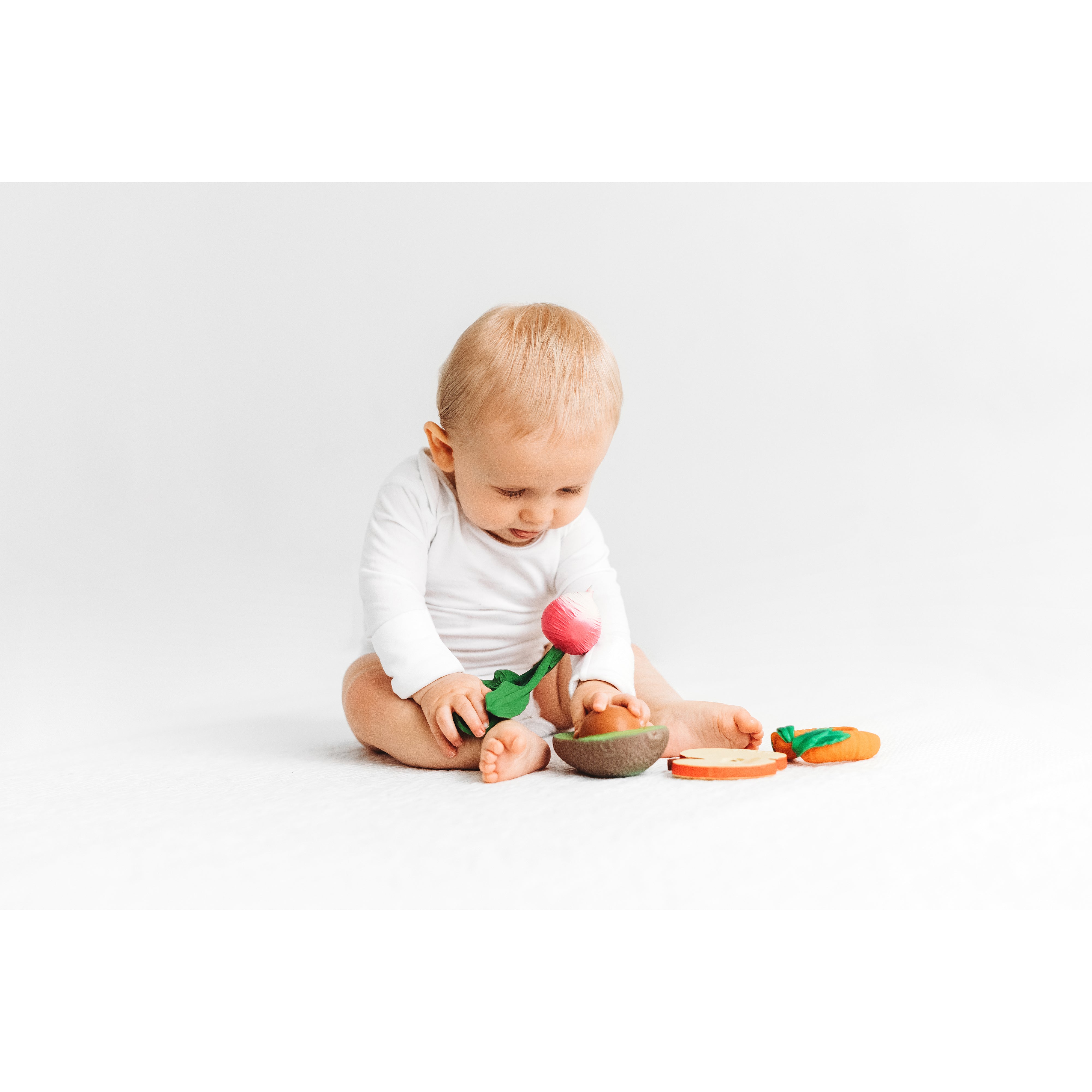 oli-&-carol-ramona-the-radish-teether- (14)