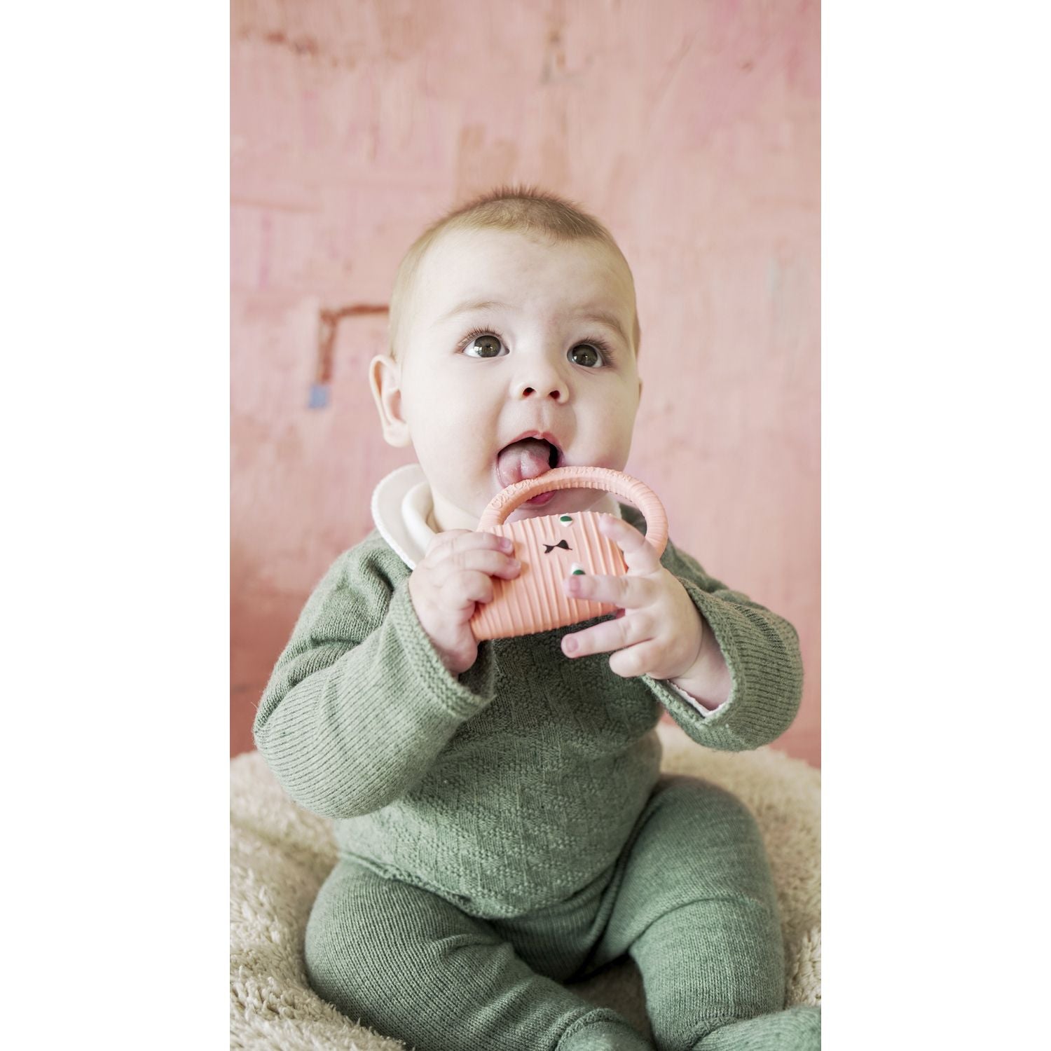 oli-carol-ginge-cat-teether-baby-nursery-play-toy-olic-l-donna-cat-00004