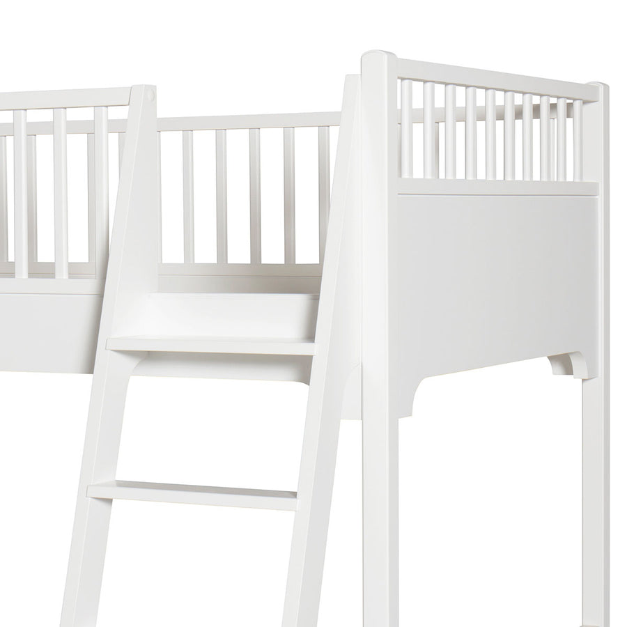 oliver-furniture-seaside-bunk-bed-with-slant-ladder- (3)