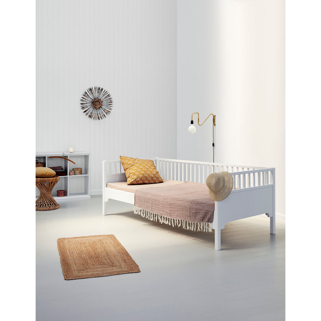 oliver-furniture-seaside-shelving-unit-low-cabinet-with-10-rooms- (5)