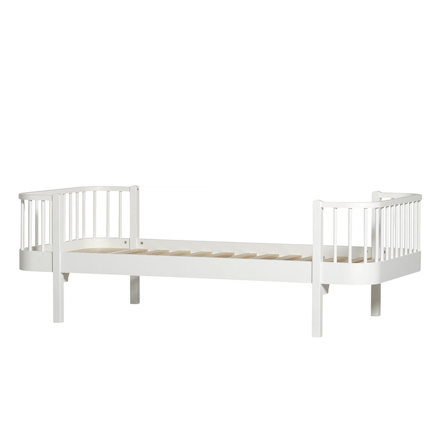 oliver-furniture-wood-bed-white- (2)