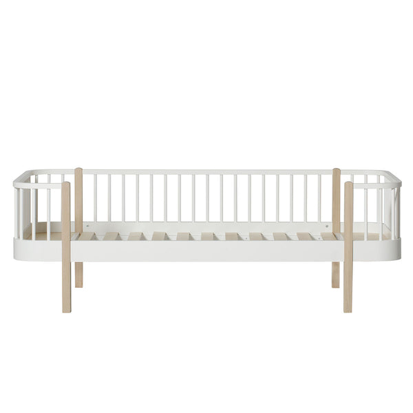Oliver Furniture Wood 日間床 白色配橡木色 (預訂產品，預計於6至10星期內送貨)