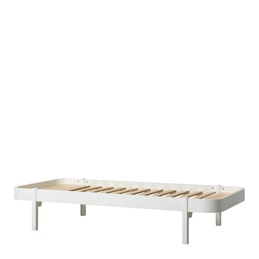 oliver-furniture-wood-lounger-bed-90-white- (2)