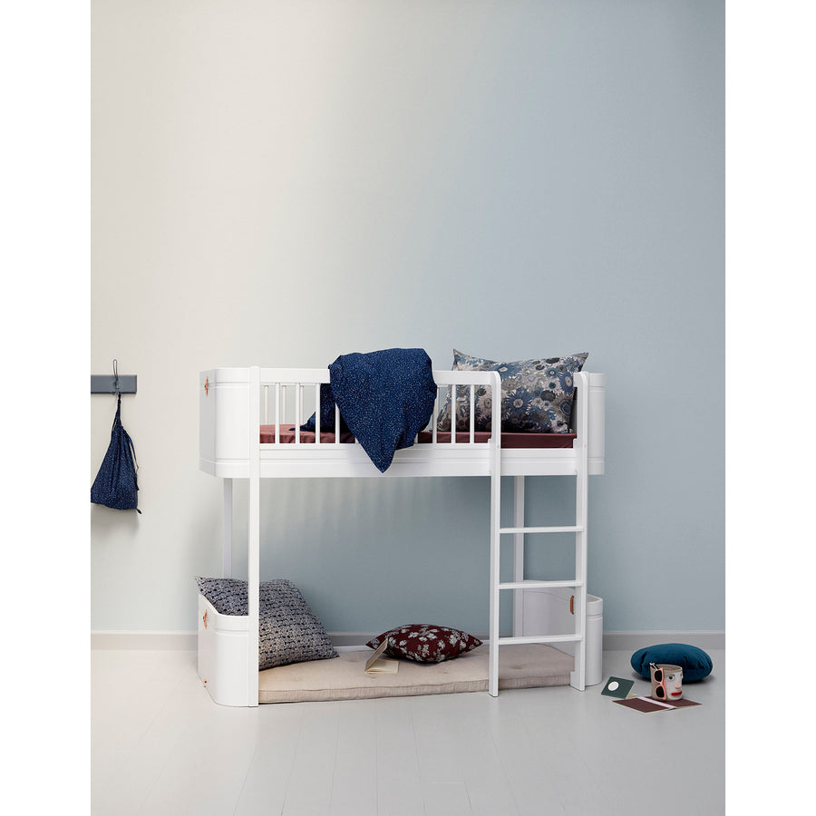 oliver-furniture-wood-mini-with-low-loft-bed-ladder-front-68x162cm-white-oak- (9)