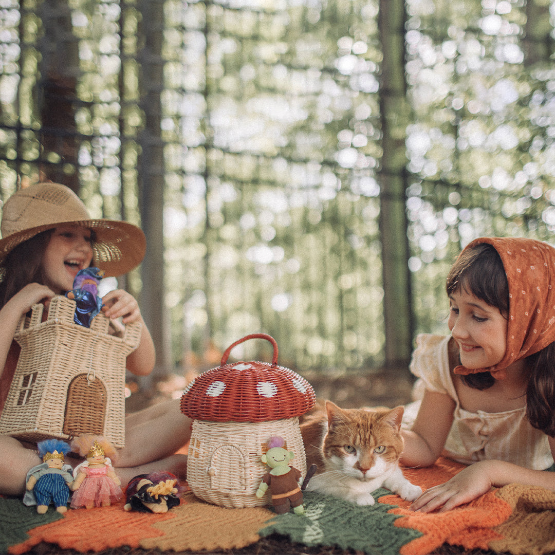 olli-ella-rattan-mushroom-basket-red-olel-ktoy-msh-re-o
