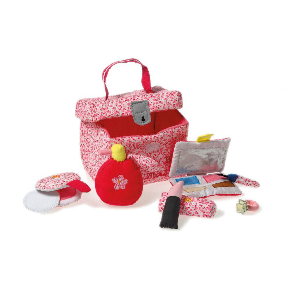 oskar-and-ellen-beauty-box-petite- (1)