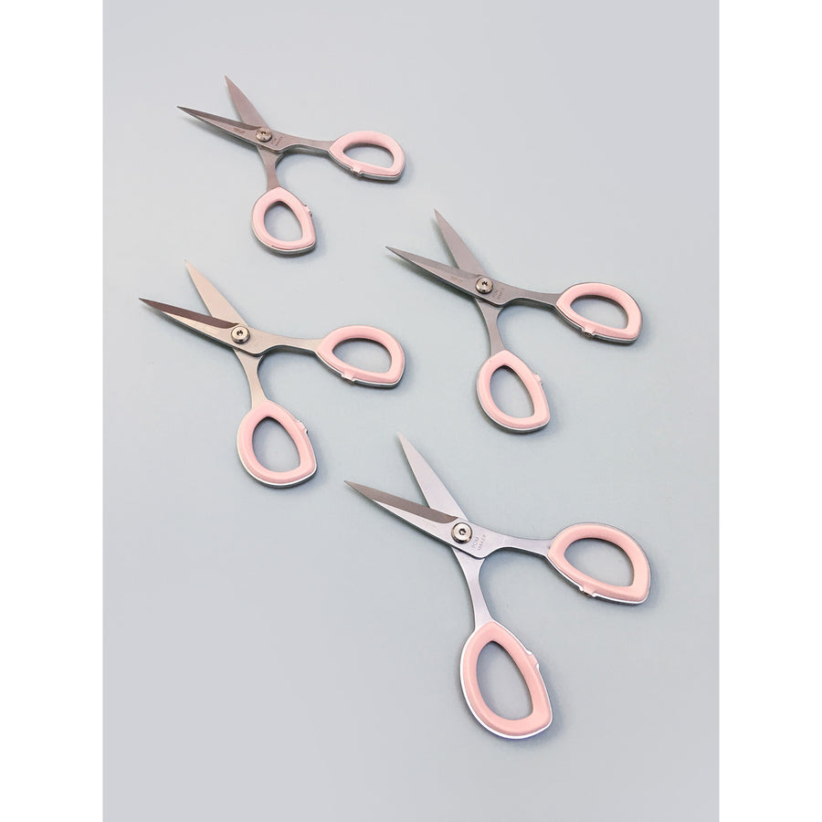 pom-maker-the-ultimate-pompom-scissors- (2)