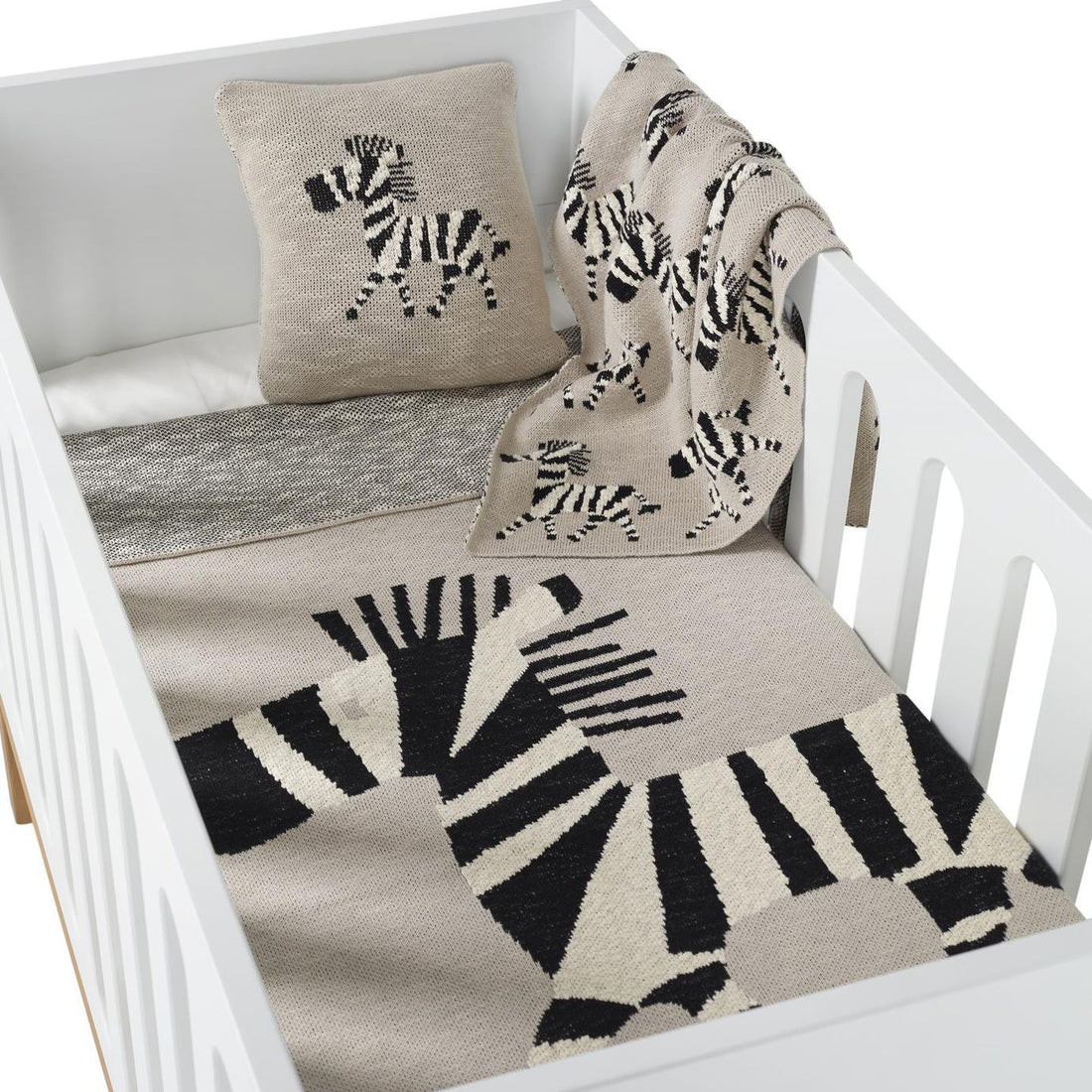 quax-knitted-blanket-zebra-big- (3)