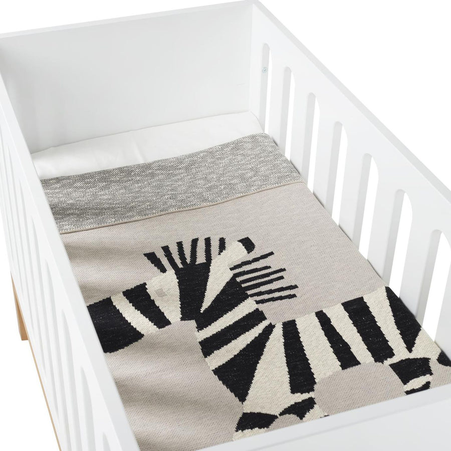 quax-knitted-blanket-zebra-big- (2)