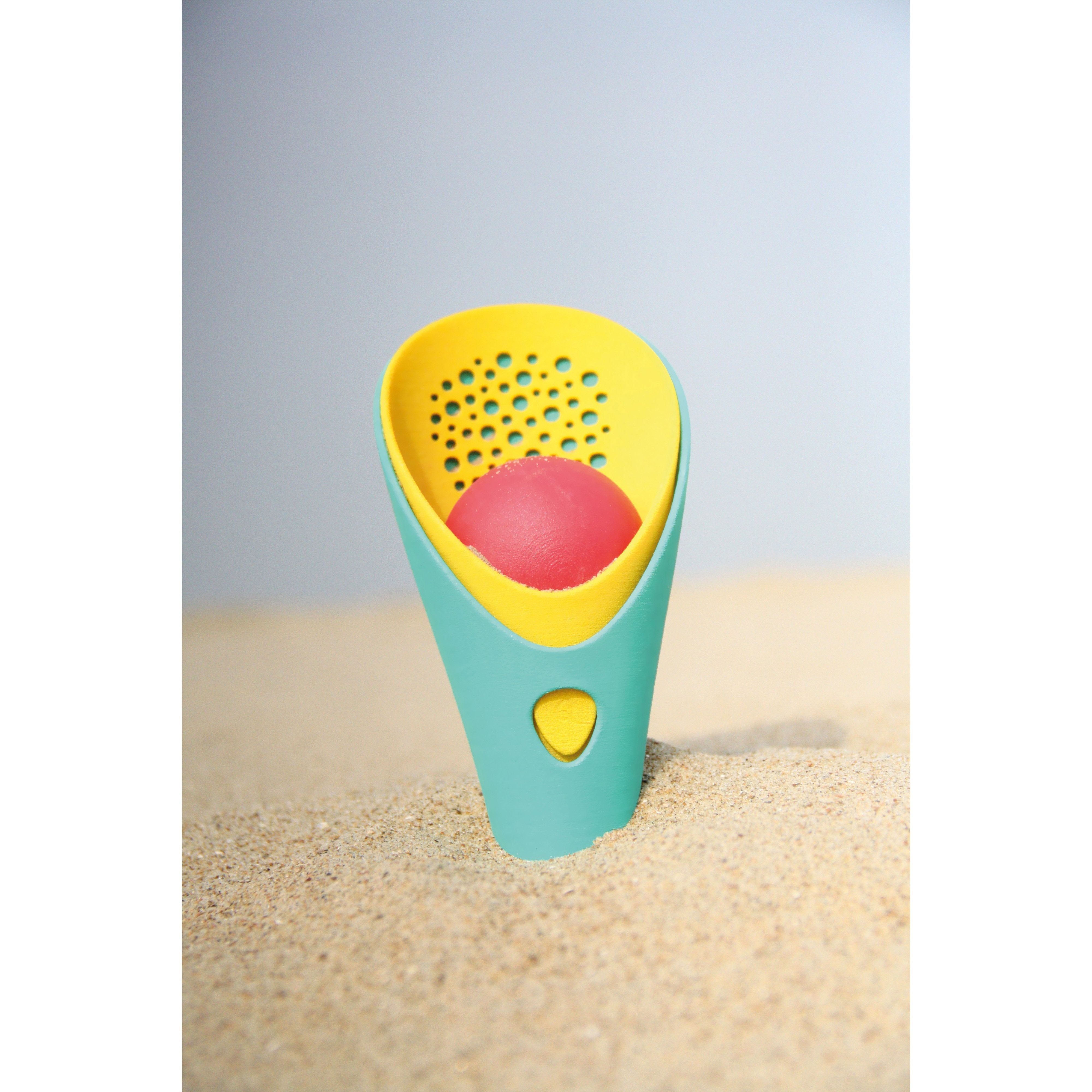 quut-cuppi-lagoon-green-yellow-red-ball- (7)