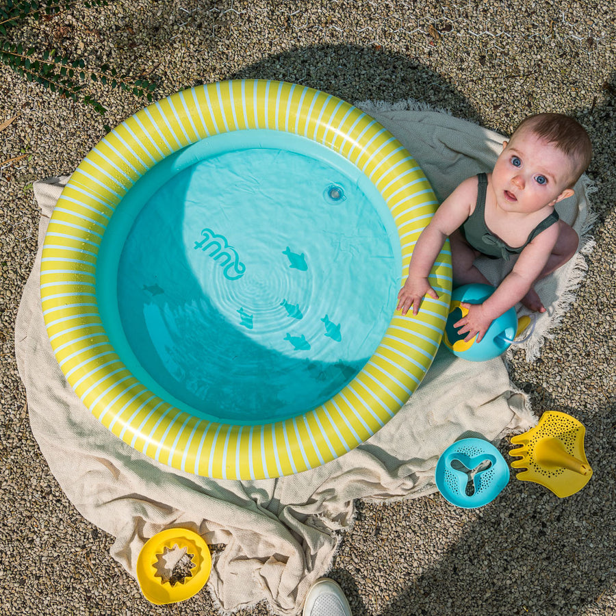 quut-dippy-inflatable-pool-dia-80cm-banana-blue-quut-172710- (4)