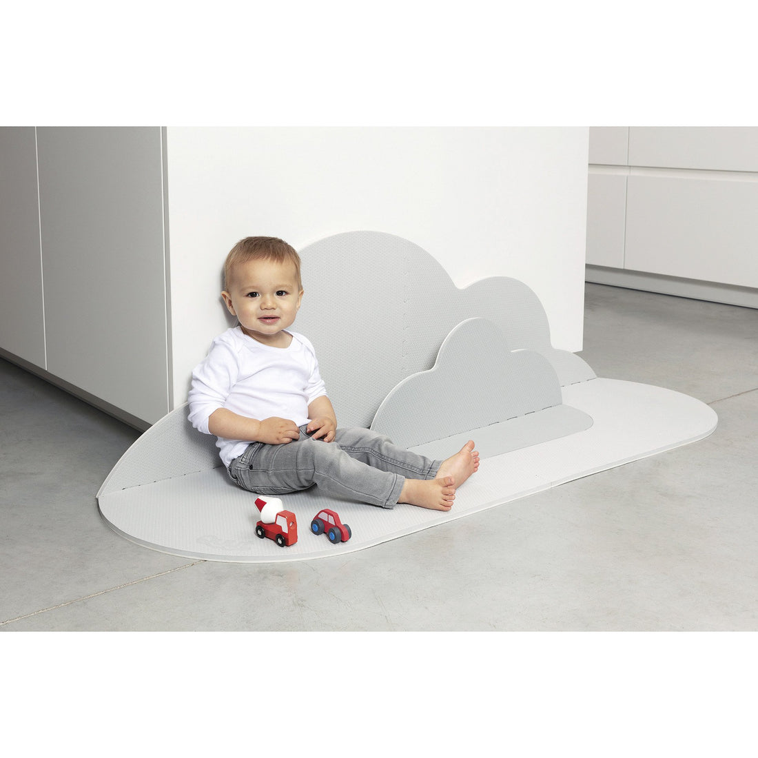 quut-playmat-head-in-the-clouds-s-145-x-90cm-pearl-grey- (11)