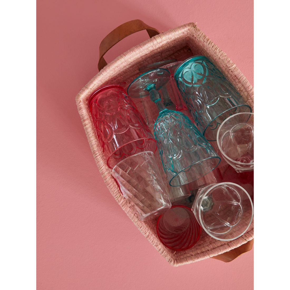rice-dk-acrylic-tumbler-in-mint-with-swirly-embossed-detail-500ml-rice-hsglc-swmi- (7)