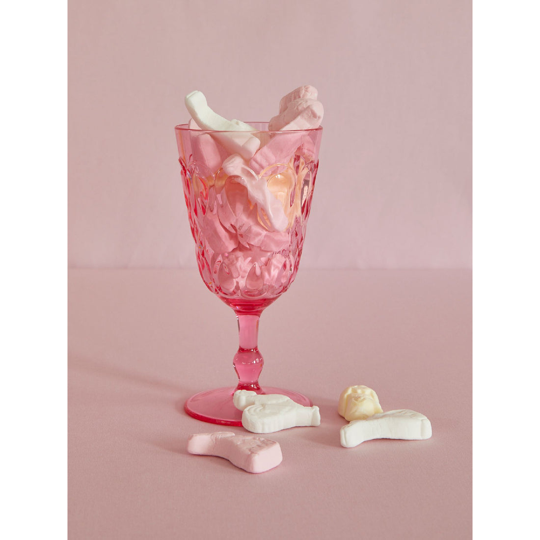 rice-dk-acrylic-wine-glass-in-pink-with-swirly-embossed-detail-400ml-rice-hsglw-swi- (2)