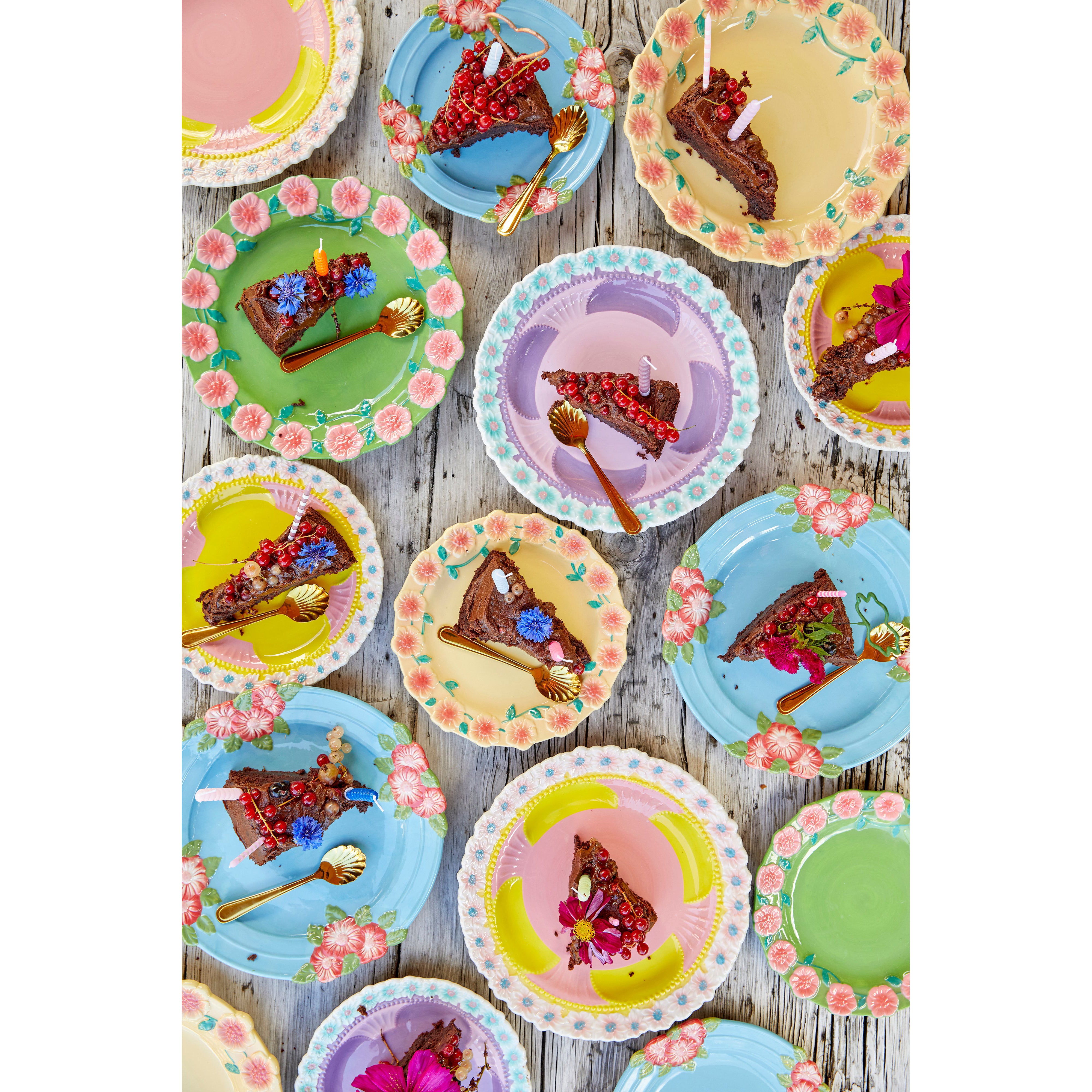 rice-dk-ceramic-dinner-plate-with-embossed-flower-design-lavender-rice-cedpl-eml-