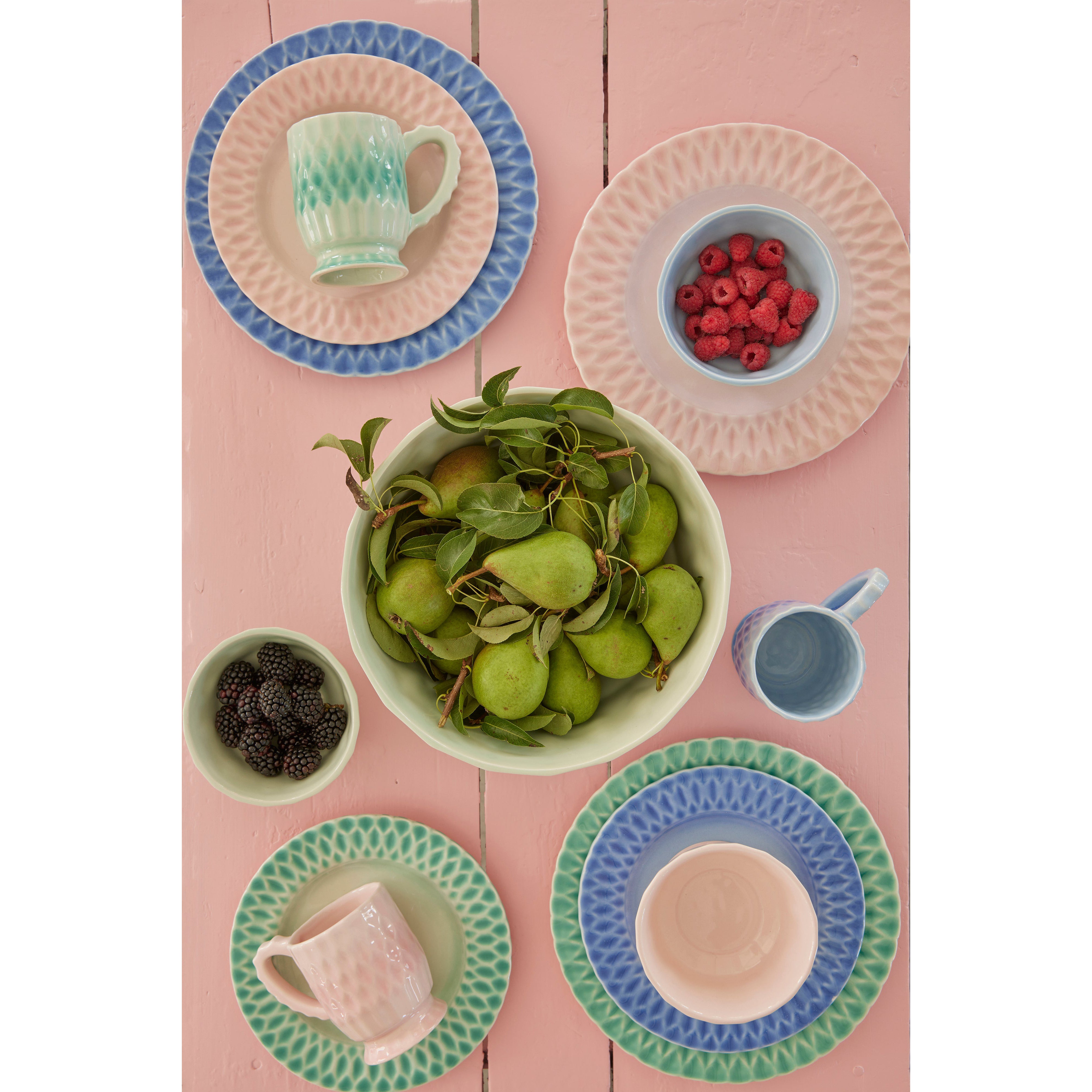 rice-dk-ceramic-lunch-plate-in-aqua-rice-celpl-aq-