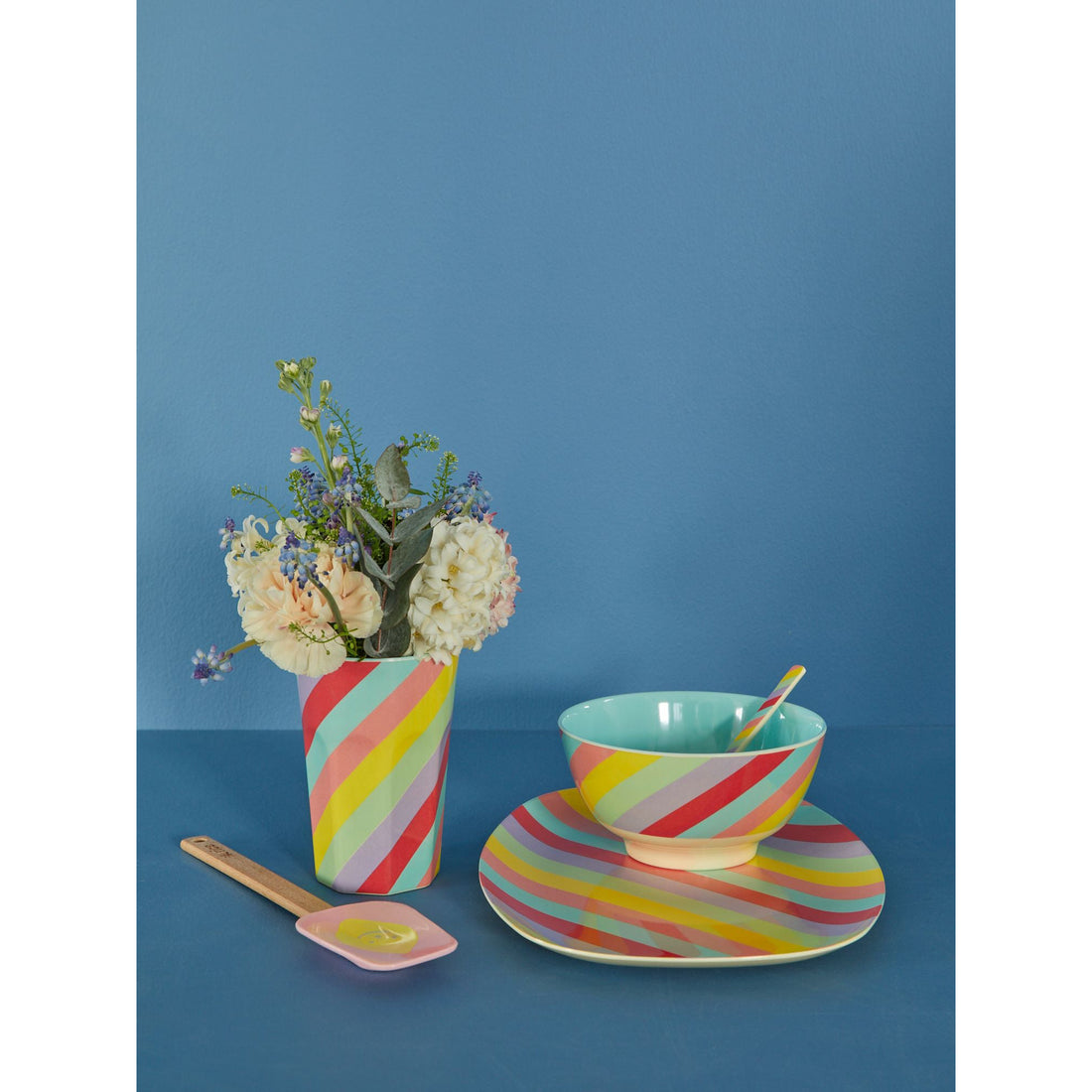 rice-dk-melamine-bowl-with-summer-rush-print-two-tone-medium-rice-melbw-suru- (5)