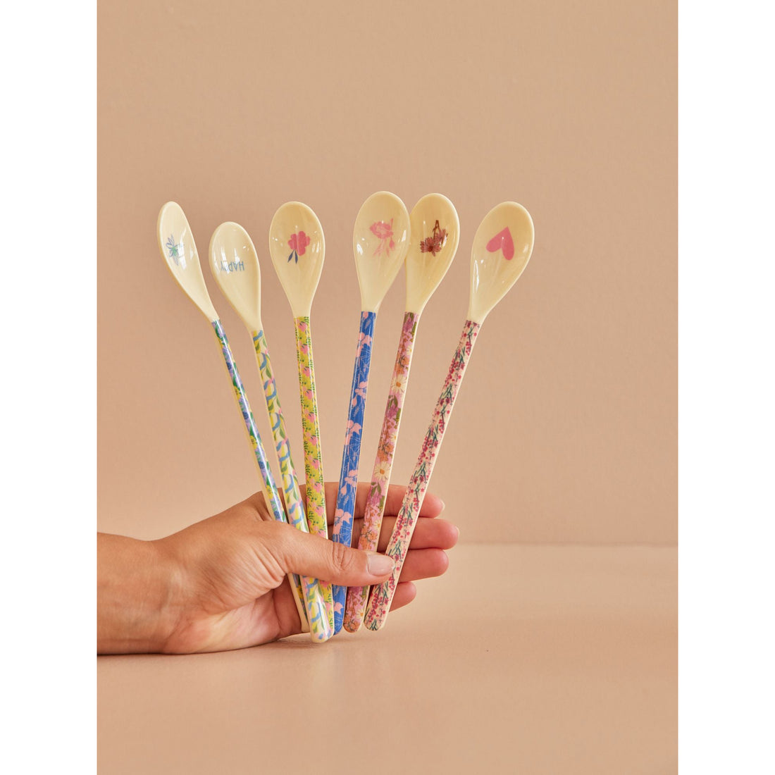 rice-dk-melamine-latte-spoon-in-leafy-green-rice-melsp-lss23xcpflofi-