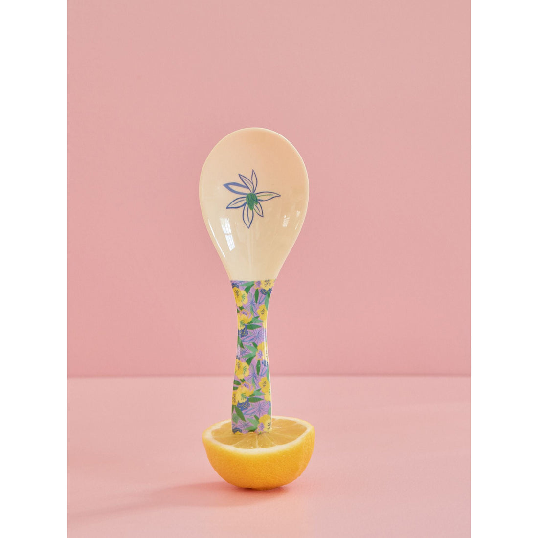 rice-dk-melamine-salad-spoon-in-fancy-pansy-prints-rice-mesal-ss23xcpfapa-