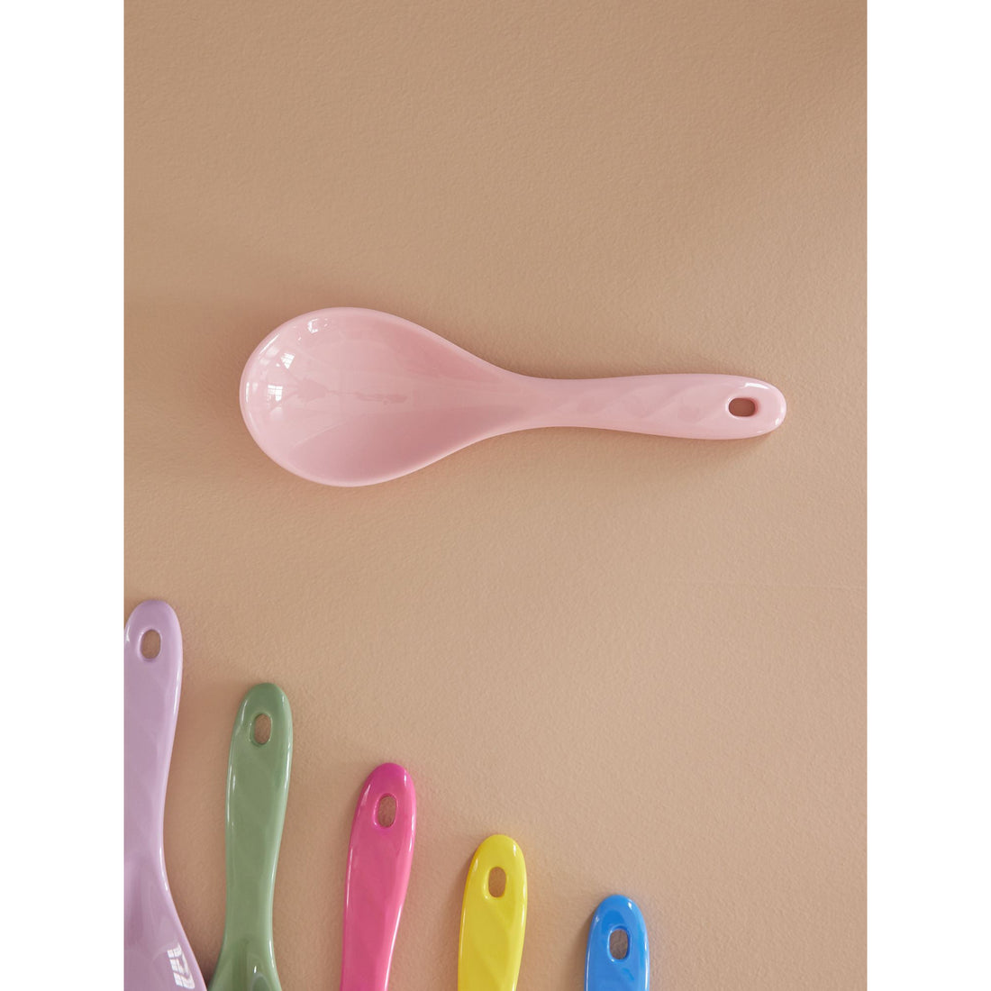 rice-dk-melamine-salad-spoon-in-perfect-pink-rice-mesal-ss23xci-