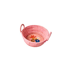 rice-dk-raffia-round-bread-basket-with-flower-embroidery-pink-small-rice-bsbre-mifloxci- (1)