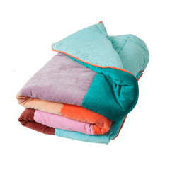 rice-dk-velvet-quilt-with-follow-the-call-of-the-disco-ball-stripes-rice-blvel-aw21- (1)