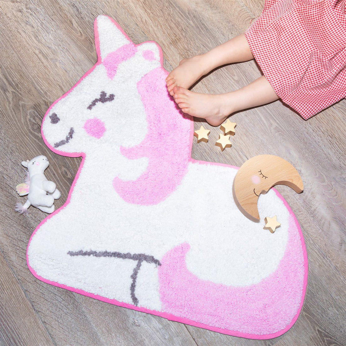 rjb-stone-betty-the-unicorn-rug- (2)