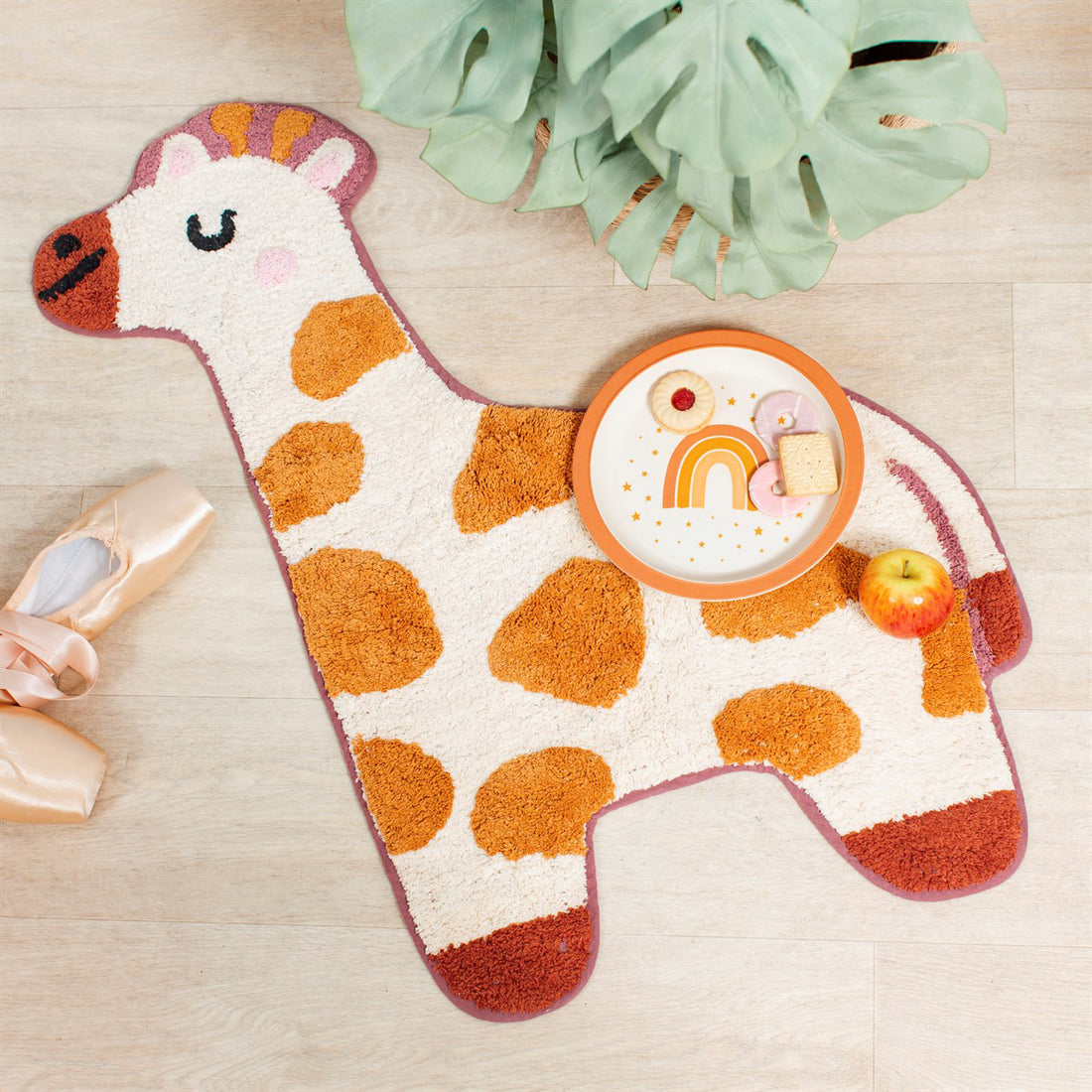 rjb-stone-giraffe-rug- (3)