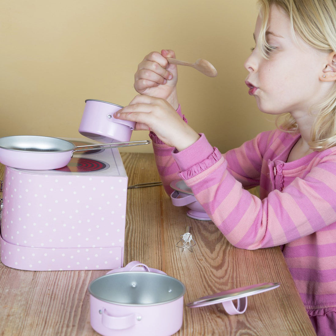 rjb-stone-kids-kitchen-cooking-box-set-pink-polka-dot- (6)