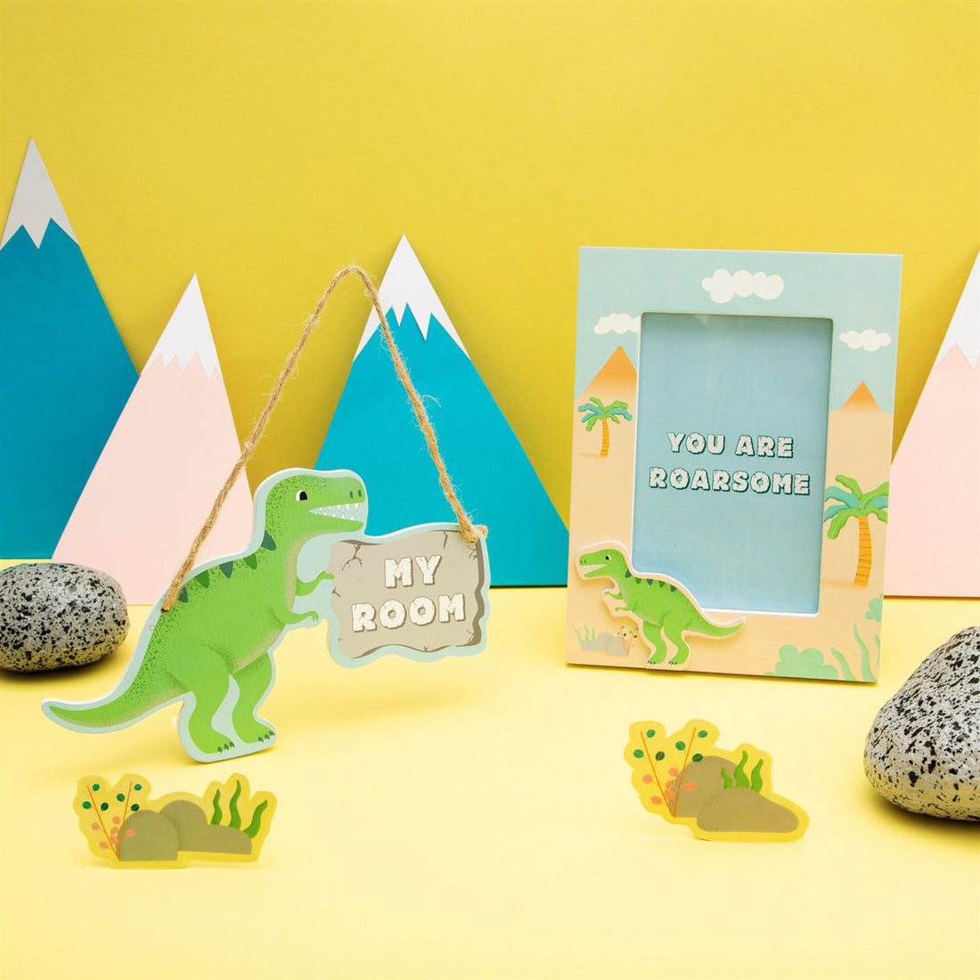 rjb-stone-roarsome-dinosaurs-my-room-hanging-plaque- (4)