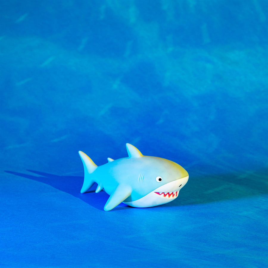 rjb-stone-shelby-the-shark-night-light- (3)