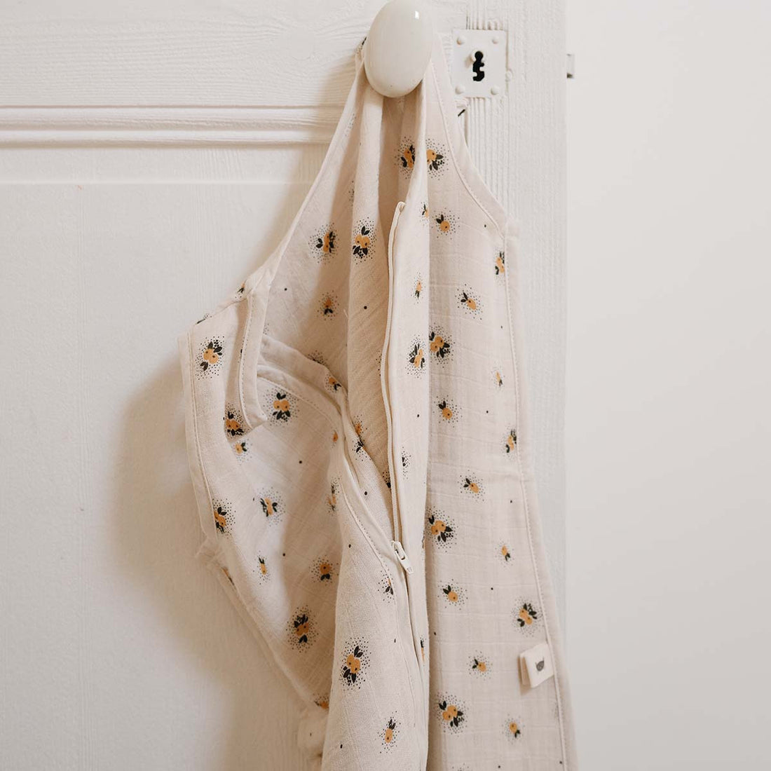 rose-in-april-summer-sleeping-bag-adele-yellow-apple-print-ria-art000000894- (2)