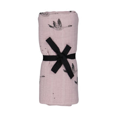 rose-in-april-swaddle-goose-bianca-print-lilac-ria-art000000746- (1)