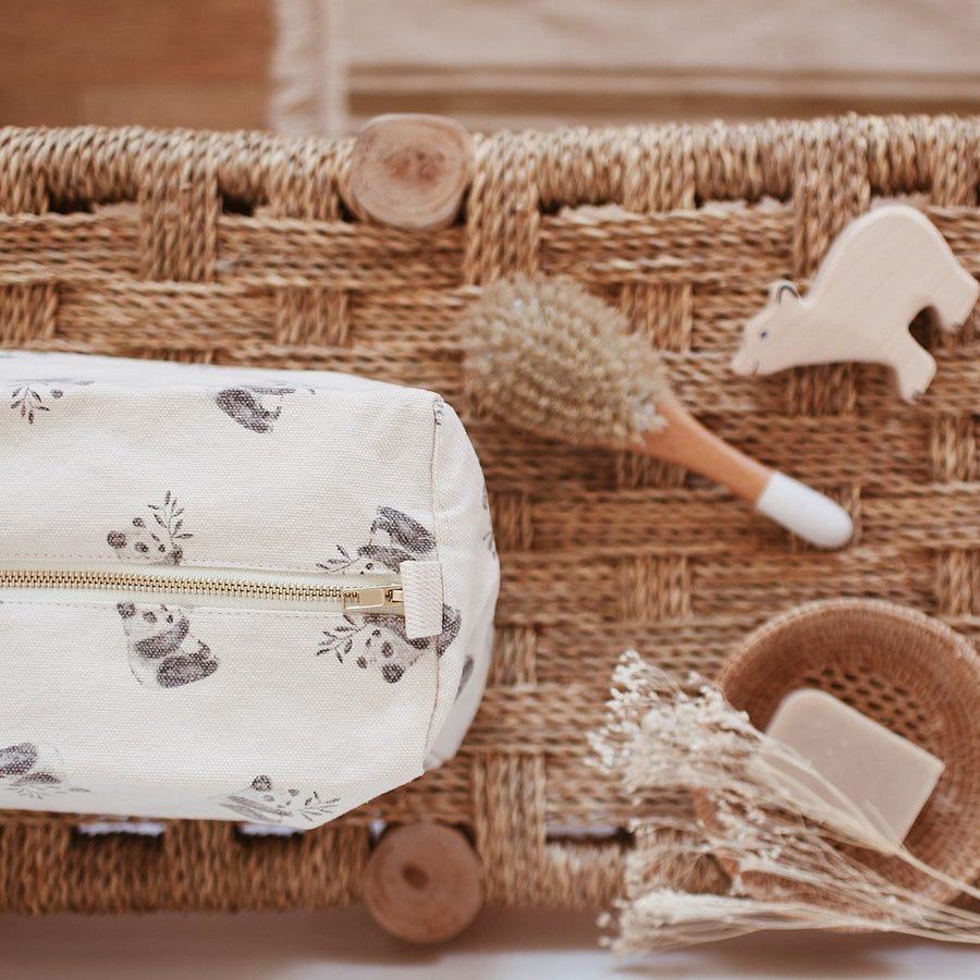 rose-in-april-toilet-bag-panda-print-natural-ria-art000000666- (5)