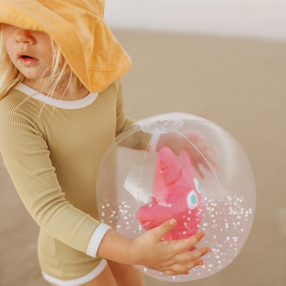sunnylife-3d-inflatable-beach-ball-ocean-treasure-rose-sunl-s3pb3dot- (5)