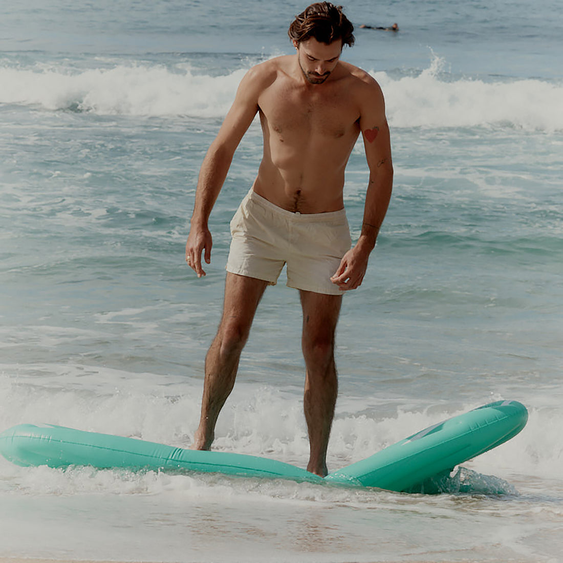 sunnylife-bio-surfboard-de-playa-esmeralda-sunl-s3lbsbda- (3)