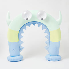 sunnylife-inflatable-giant-sprinkler-monty-the-monster-sunl-s2pspgmm- (1)