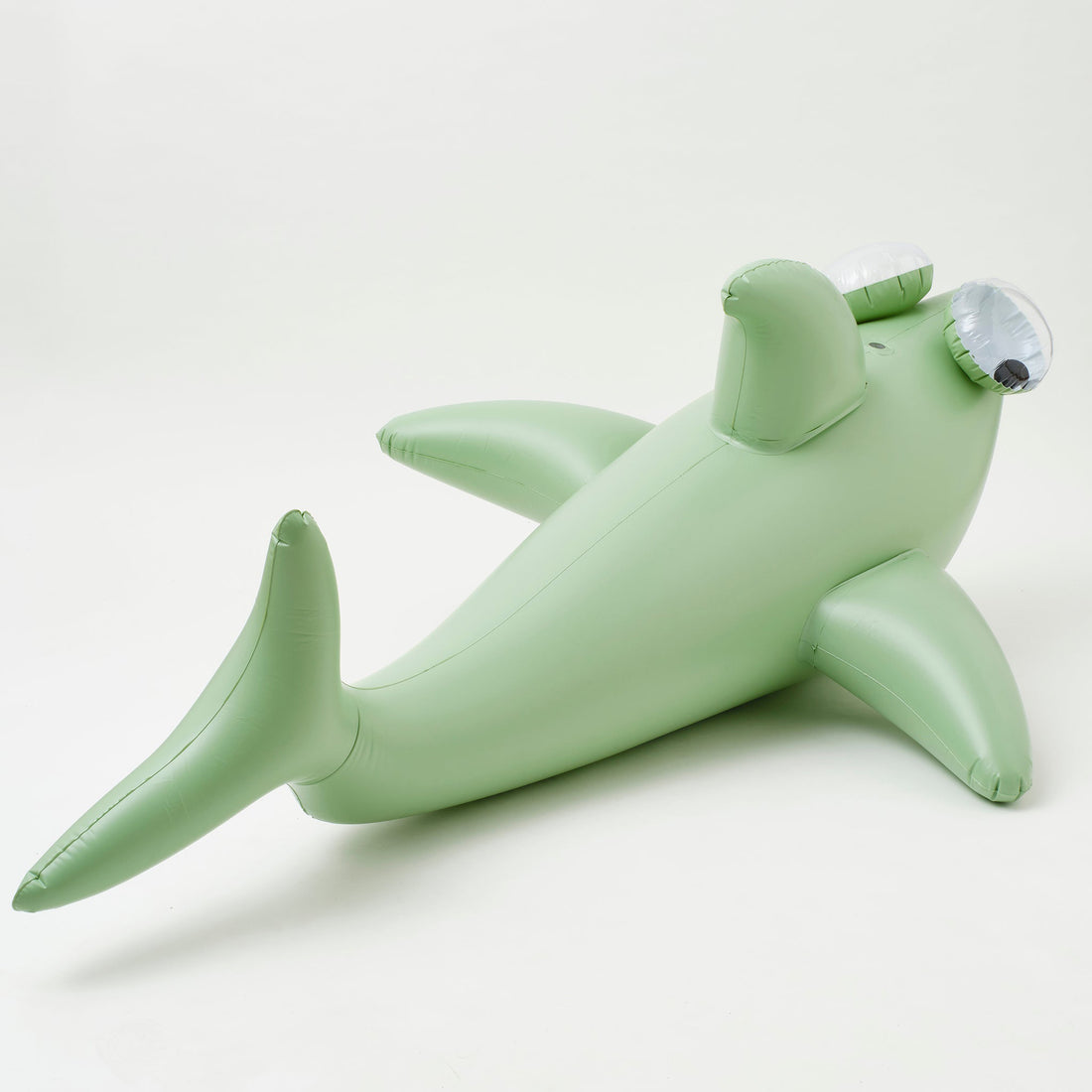 sunnylife-inflatable-giant-sprinkler-shark-tribe-khaki-sunl-s3pspgst- (3)