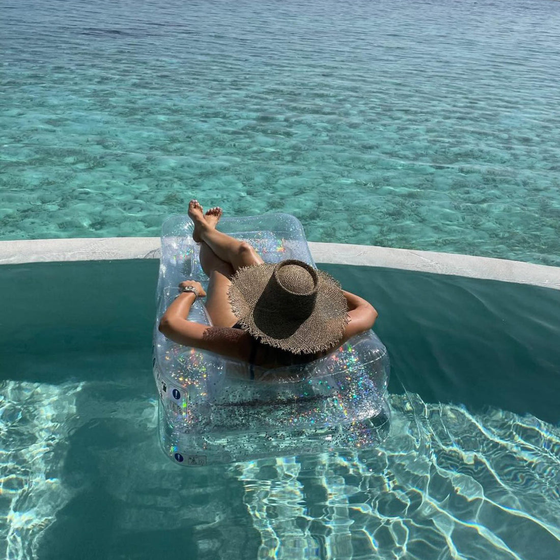 sunnylife-inflatable-lilo-chair-glitter-sunl-s3llcagl- (11)