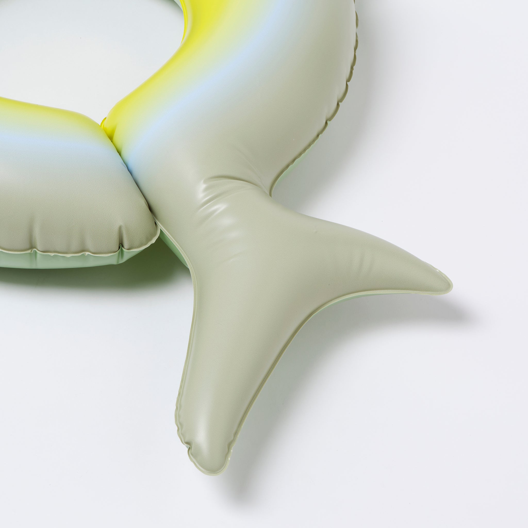SUNNYLiFE Kiddy Pool Ring Shark Tribe Khaki – Petit Bazaar