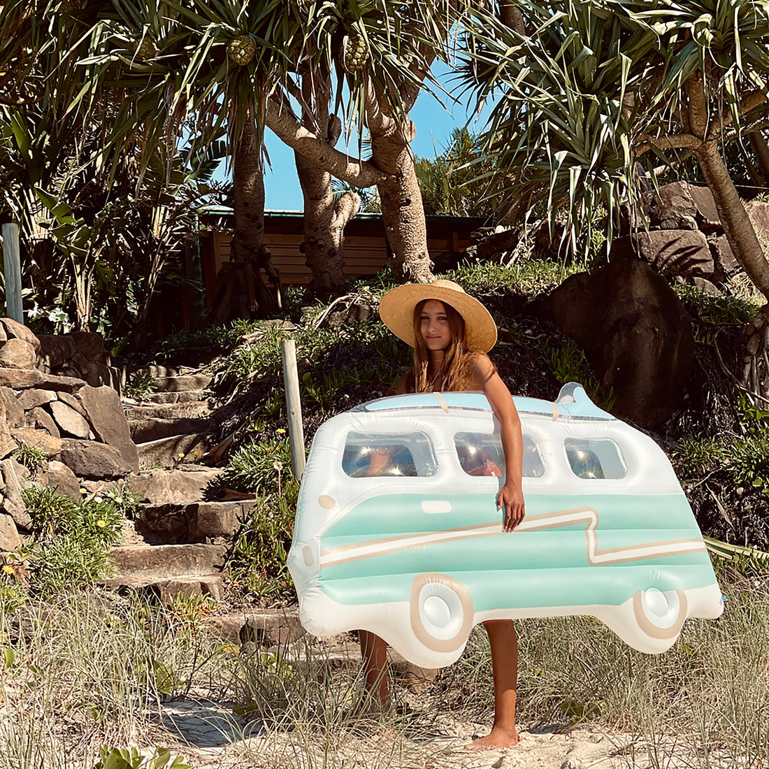 sunnylife-luxe-lie-on-float-campervan-sunl-s2lliecv- (4)