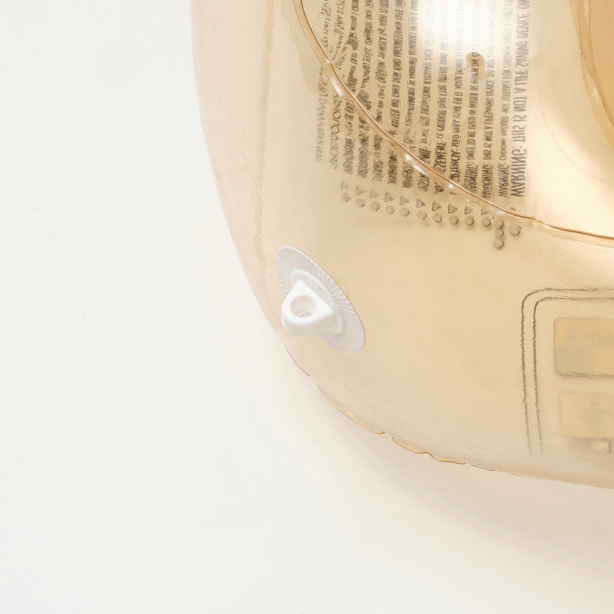 sunnylife-luxe-lie-on-float-parfum-champagne-sunl-s3lliepa- (6)