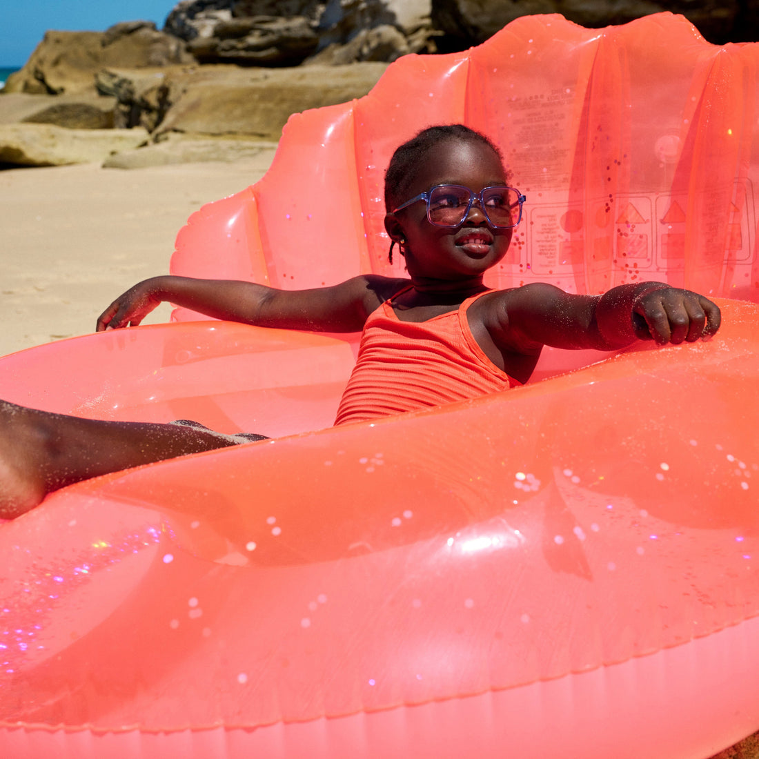 sunnylife-luxe-pool-ring-shell-neon-coral-sunl-s2lpolsh- (4)