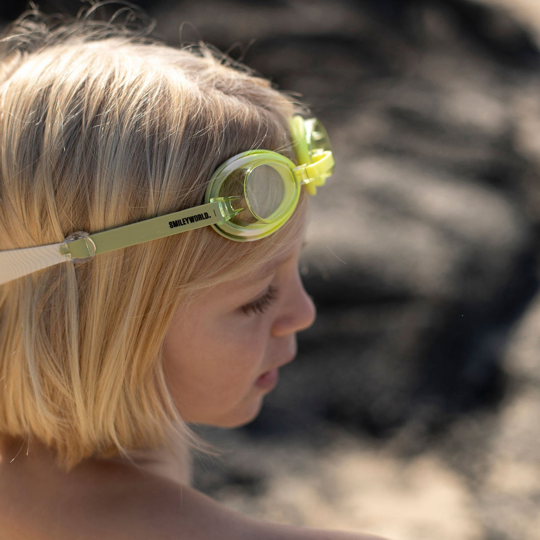 sunnylife-mini-swim-goggles-smiley-world-sol-sea-sunl-s3vgogsm- (5)