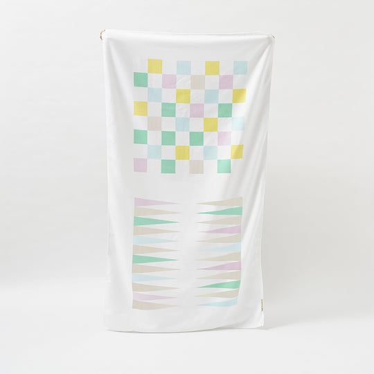 sunnylife-summer-games-towel-multi-sunl-s21gammu- (1)