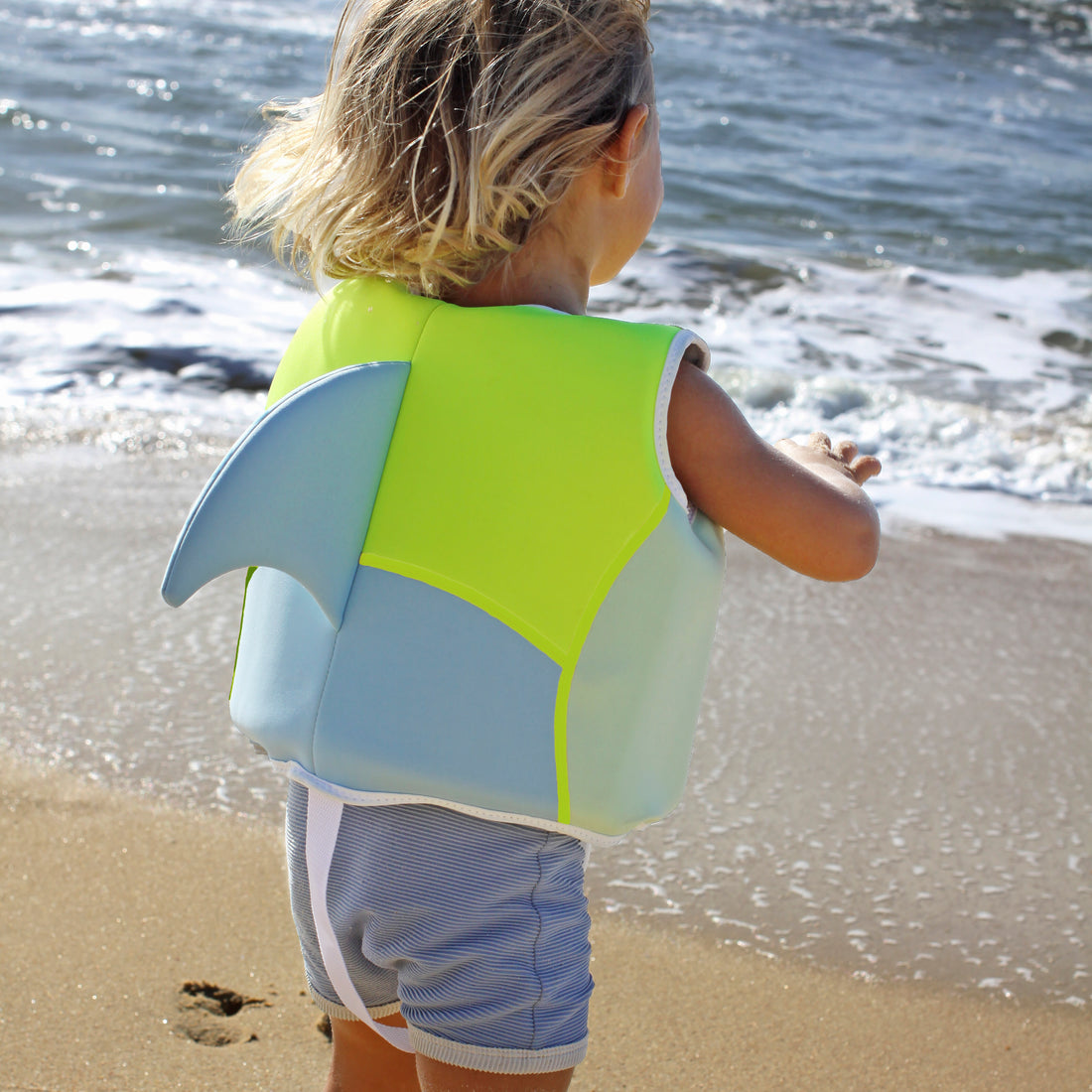 sunnylife-swim-vest-smiley-world-sol-sea-sunl-s3vvessm- (5)