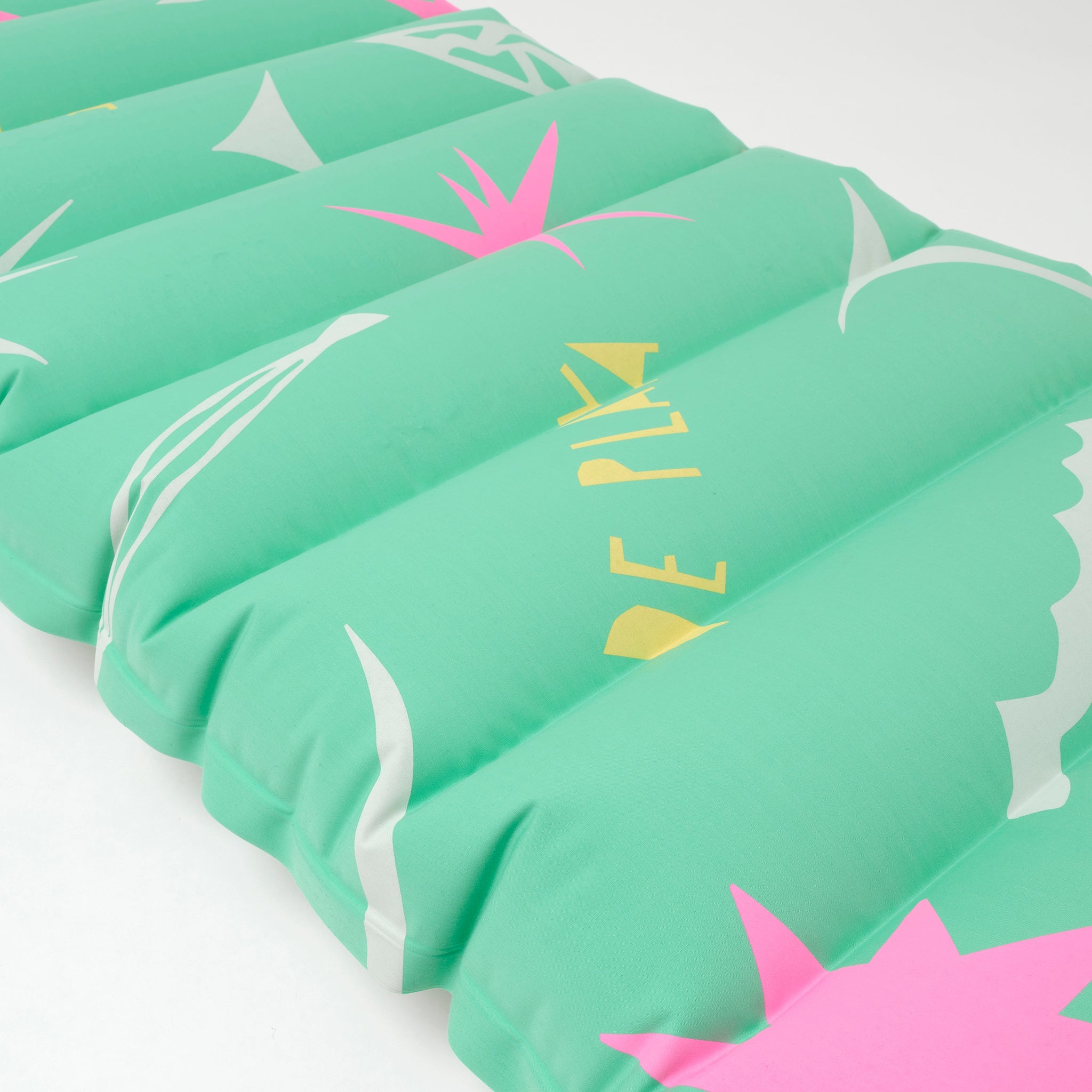 sunnylife-vintage-lie-on-de-playa-esmeralda-sunl-s3lvinda- (3)